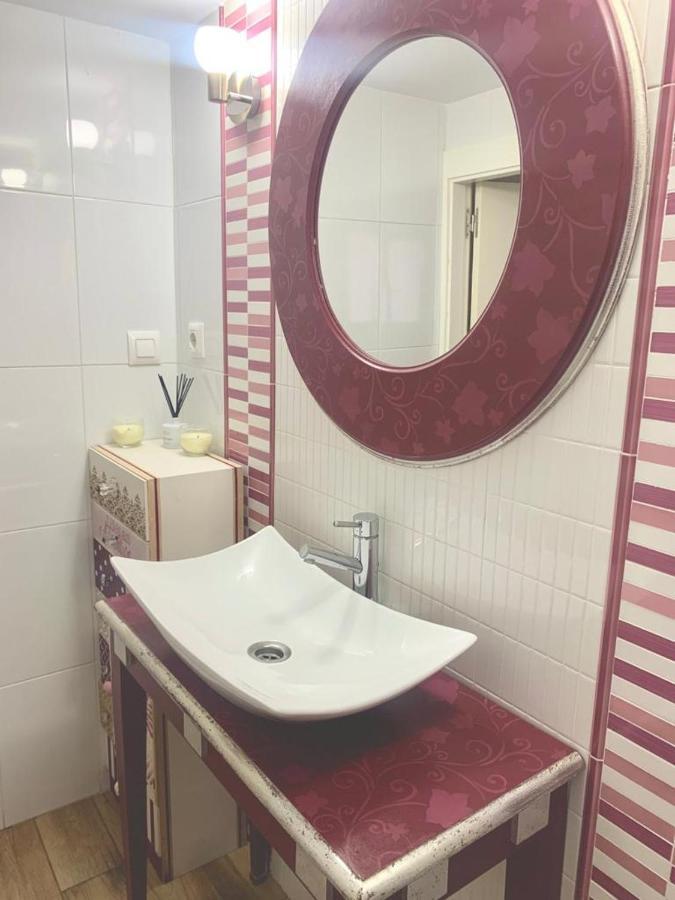 Precioso Apartamento กาสโตร-อูร์เดียเลส ภายนอก รูปภาพ